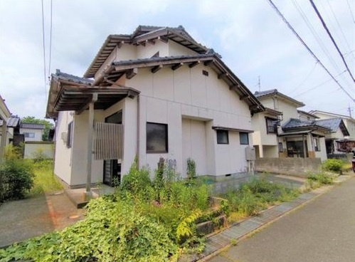 敦賀市ひばりヶ丘町の外観