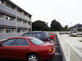 【駐車場】 | レオパレスみその