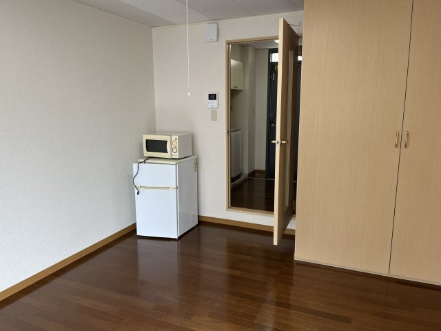 【居間・リビング】 | レオパレスみその | ※家電付きのお部屋