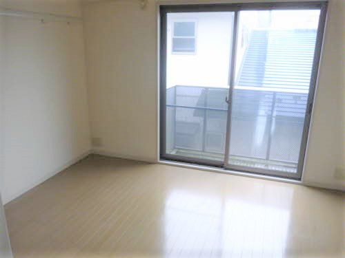 カオリーモ都南Ｂの居間・リビング