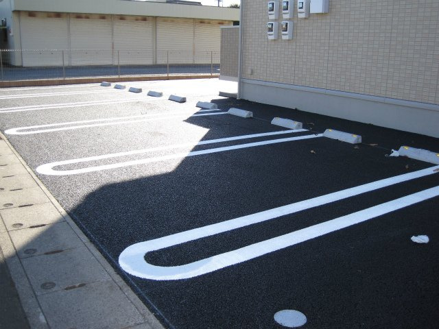 フラーゼの駐車場