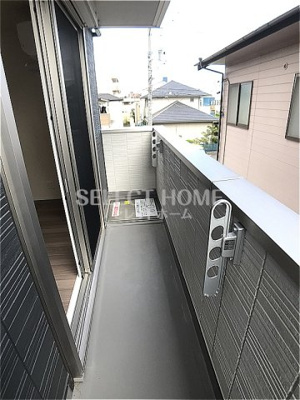 【バルコニー】 | コンフォートプレイスⅡ | 落ち着いた時間を過ごせるバルコニーです