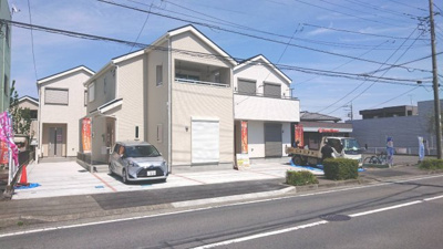【前面道路含む現地写真】 | 相模原市南区下溝 全４棟