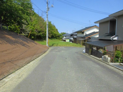 【前面道路含む現地写真】 | 上の郷売土地