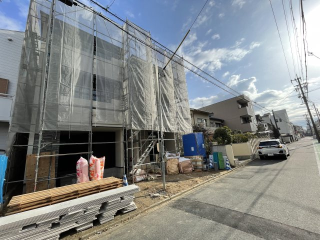 昭和区川名町全２棟　仲介手数料無料の外観|撮影
社長の村田です！
自らプレイヤーとして営業しています
長年の経験と実績から皆様により良いマイホーム購入のご提案をいたします。
住宅ローンの不安や購入後の不安等何でもご相談ください。