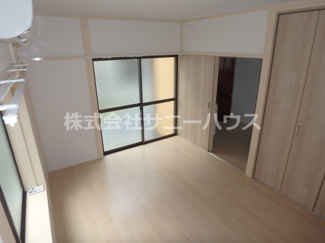 【寝室】