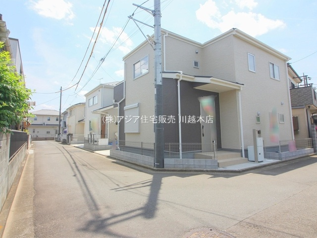 川越市笠幡　新築戸建の前面道路含む現地写真|1号棟　角地◇北西側4.2ｍ公道/北東側4.2ｍ公道