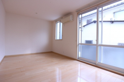 【寝室】 | カーサベルデ海岸通