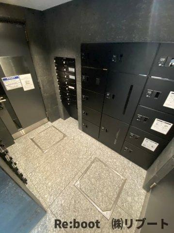 Ｓ－ＦＯＲＴ行徳のエントランス