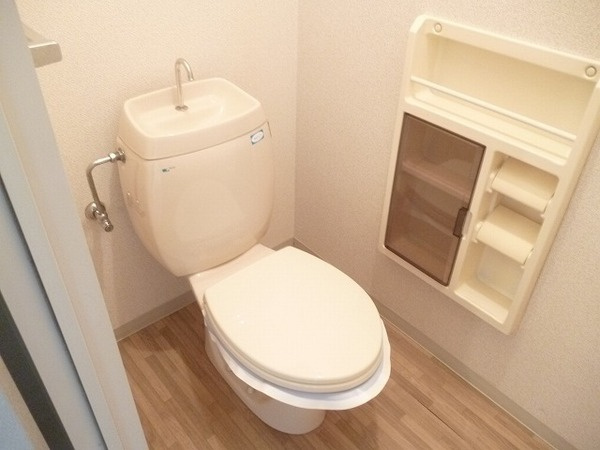 エスペランサ今市のトイレ|１階のお部屋のお写真です
