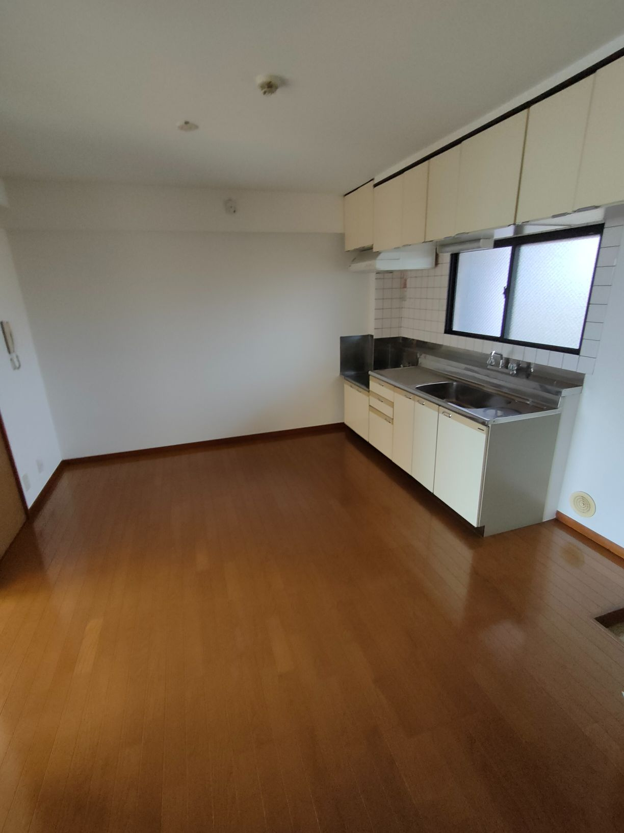 ファミールビレッジの居間・リビング