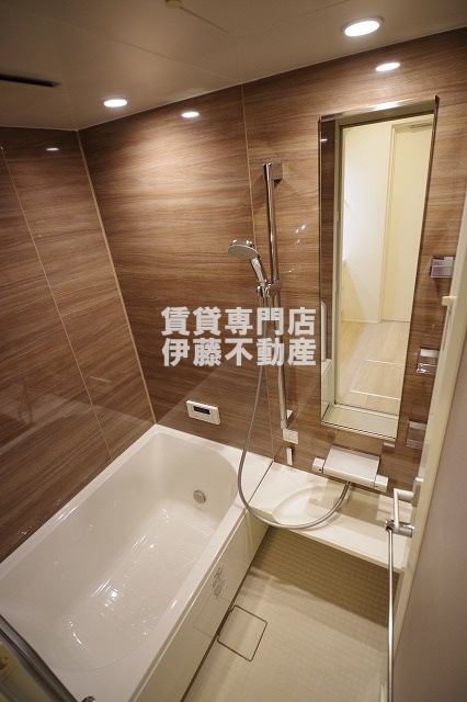 コレクション黒川の浴室