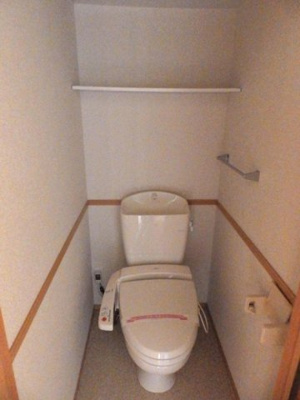 【トイレ】 | エミネンス上野中 | 落ち着いた色調のトイレです