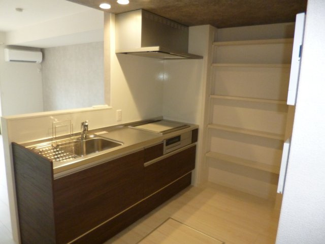 ヴィーロ　キャピターレのキッチン