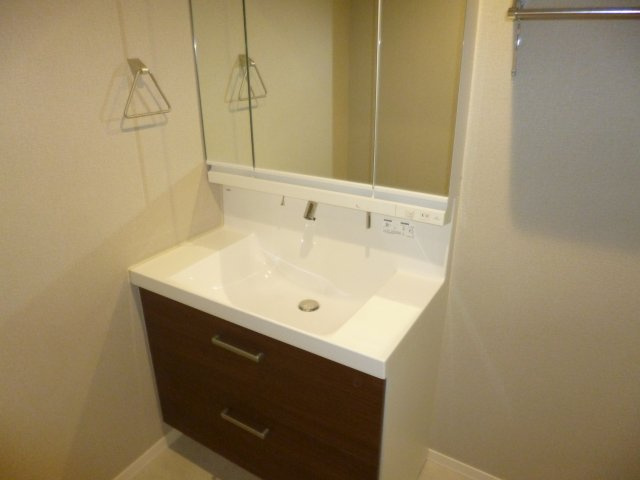 ヴィーロ　キャピターレの独立洗面台|洗髪洗面化粧台