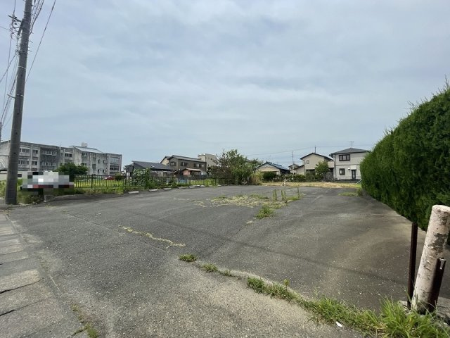 【外観】 | 里小牧十二歩借地 | コンクリート舗装部分。