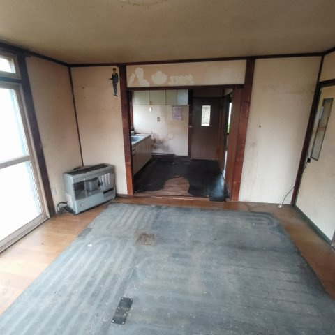 富士町１丁目18-10戸建ての居間・リビング