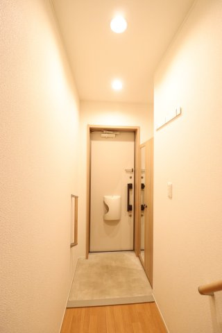 メゾン・ウェルストーンⅠの玄関|シンプルで使いやすい玄関です