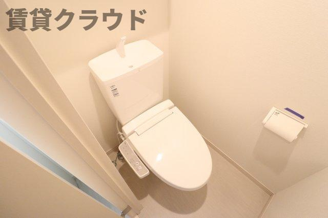 リブリ・ジェイパレスのトイレ|落ち着いた色調のトイレです