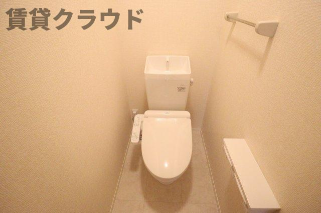 メゾン・ソレイユⅡのトイレ|ゆったりとした空間のトイレです