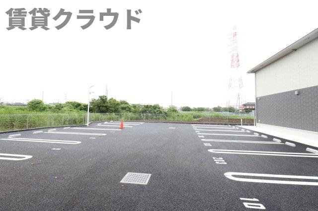 メゾン・ソレイユⅡの駐車場|駐車スペースもあります
