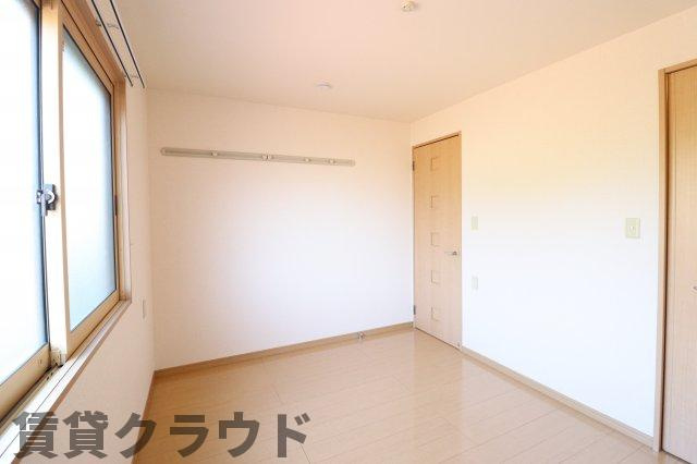 バニュルスⅠの寝室|開放的な寝室です