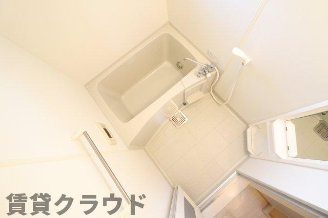 バニュルスⅠの浴室|一日の疲れを癒やしてくれるバスルーム♪