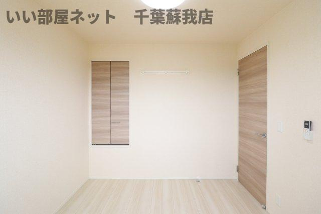 メゾン・ソレイユⅡの洋室|使い勝手のいい洋室です