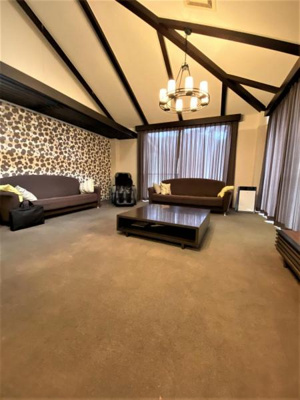 【居間・リビング】 | 下呂市萩原町　温泉付き４ＬＤＫ