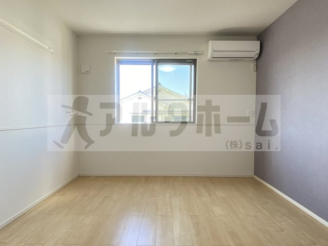 パークライフ八尾2の洋室