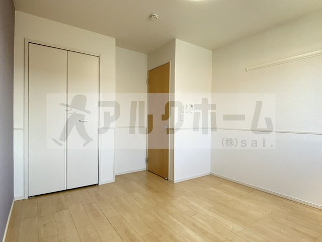 パークライフ八尾2の洋室