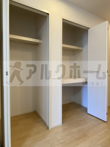 パークライフ八尾2の収納