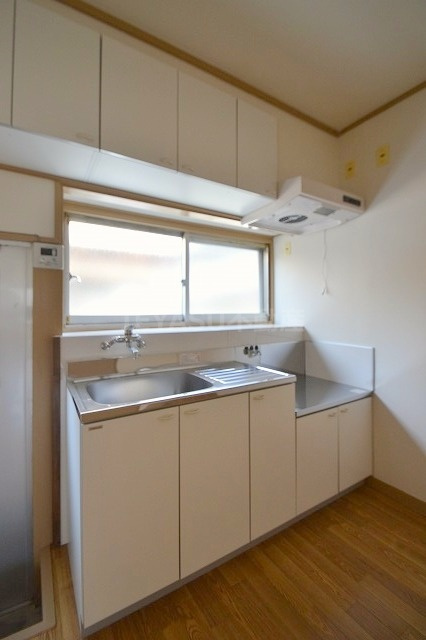 広島市西区南観音６丁目の一戸建てのキッチン