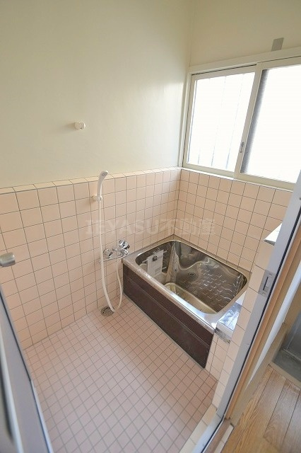 広島市西区南観音６丁目の一戸建てのキッチン