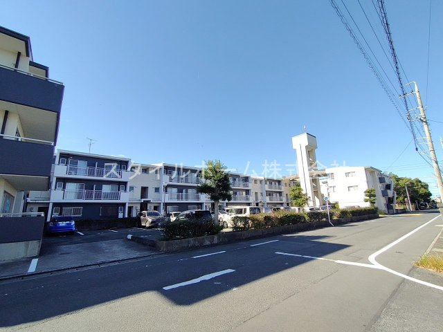【駐車場】 | 平川ガーデンハイツ