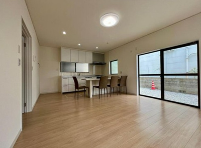 【居間・リビング】 | ◇中区福泊◇中古戸建◇フルリノベーション◇