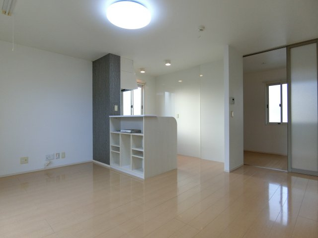 クラルテの居間・リビング