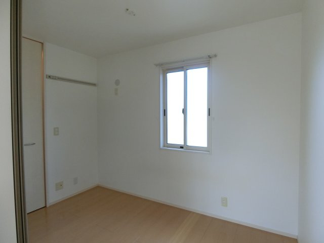 クラルテの洋室