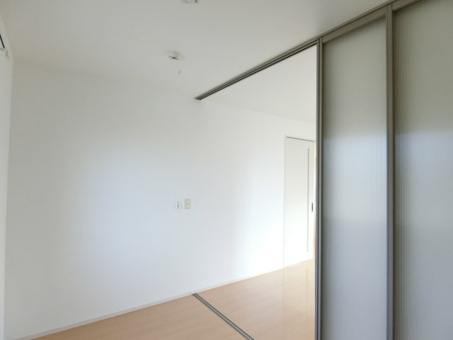 クラルテの洋室