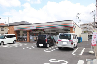 セブンイレブン原木中山駅前店まで210ｍ