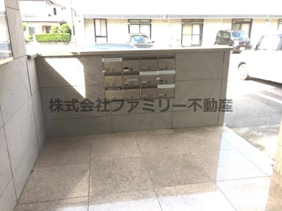 【エントランス】 | グラスヒル平潟A