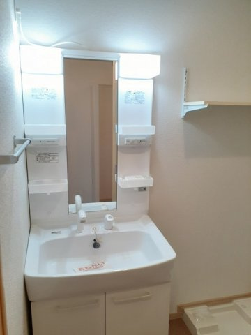 エレガンス山川Ⅱの洗面所