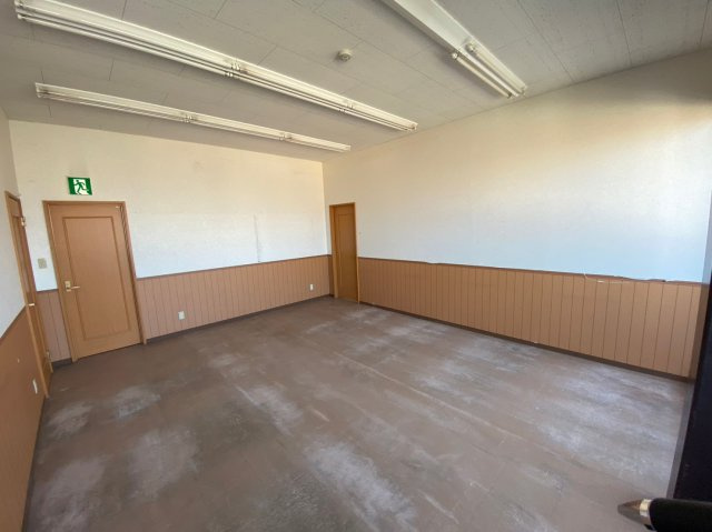 【居間・リビング】 | 事業用）石川会館