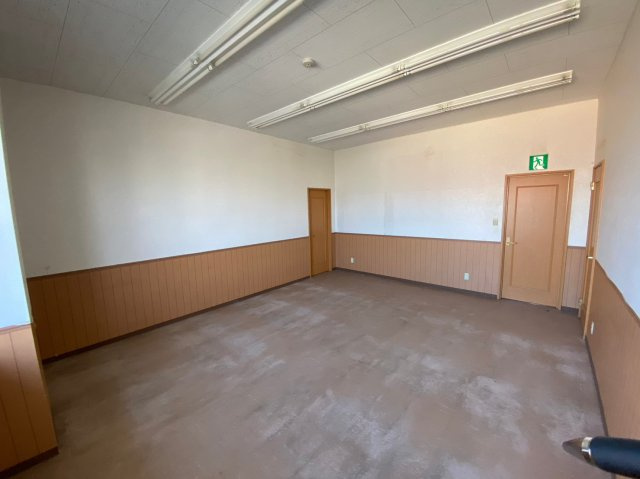 【居間・リビング】 | 事業用）石川会館