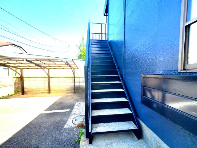 【エントランス】 | LEAO ALEGRIA | 落ち着いたエントランスです