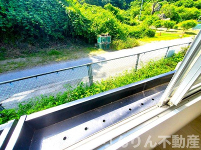 【バルコニー】 | LEAO ALEGRIA | お洗濯にも便利なバルコニー付き