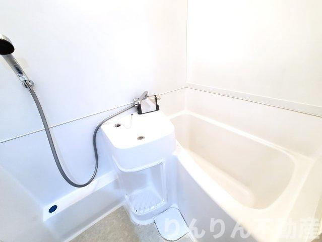 【浴室】 | LEAO ALEGRIA | コンパクトで使いやすいお風呂です