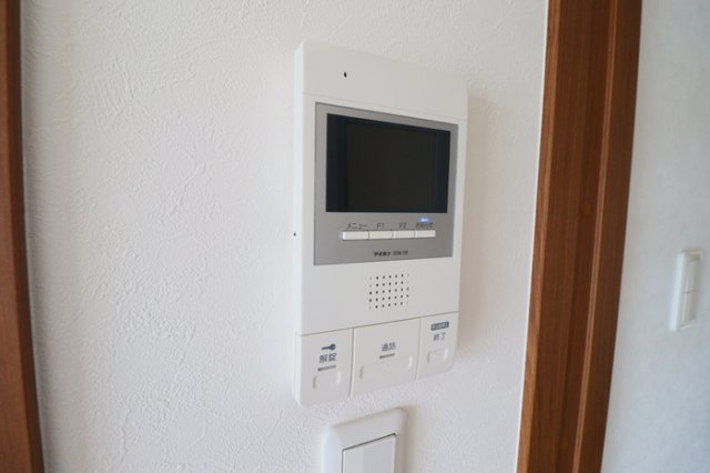 プライオール協和登戸のセキュリティ|モニター付きインターホン