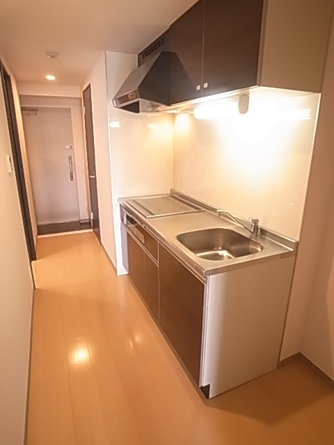 サンコー南のキッチン|同物件反転タイプの写真