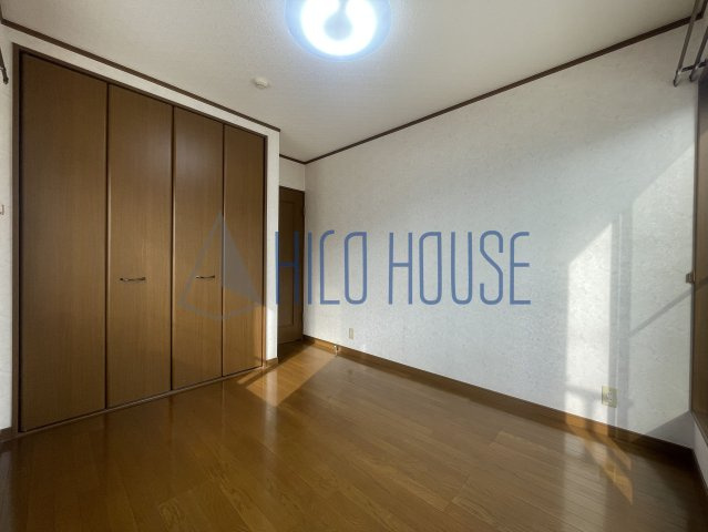 ガレージ付き今福戸建の寝室